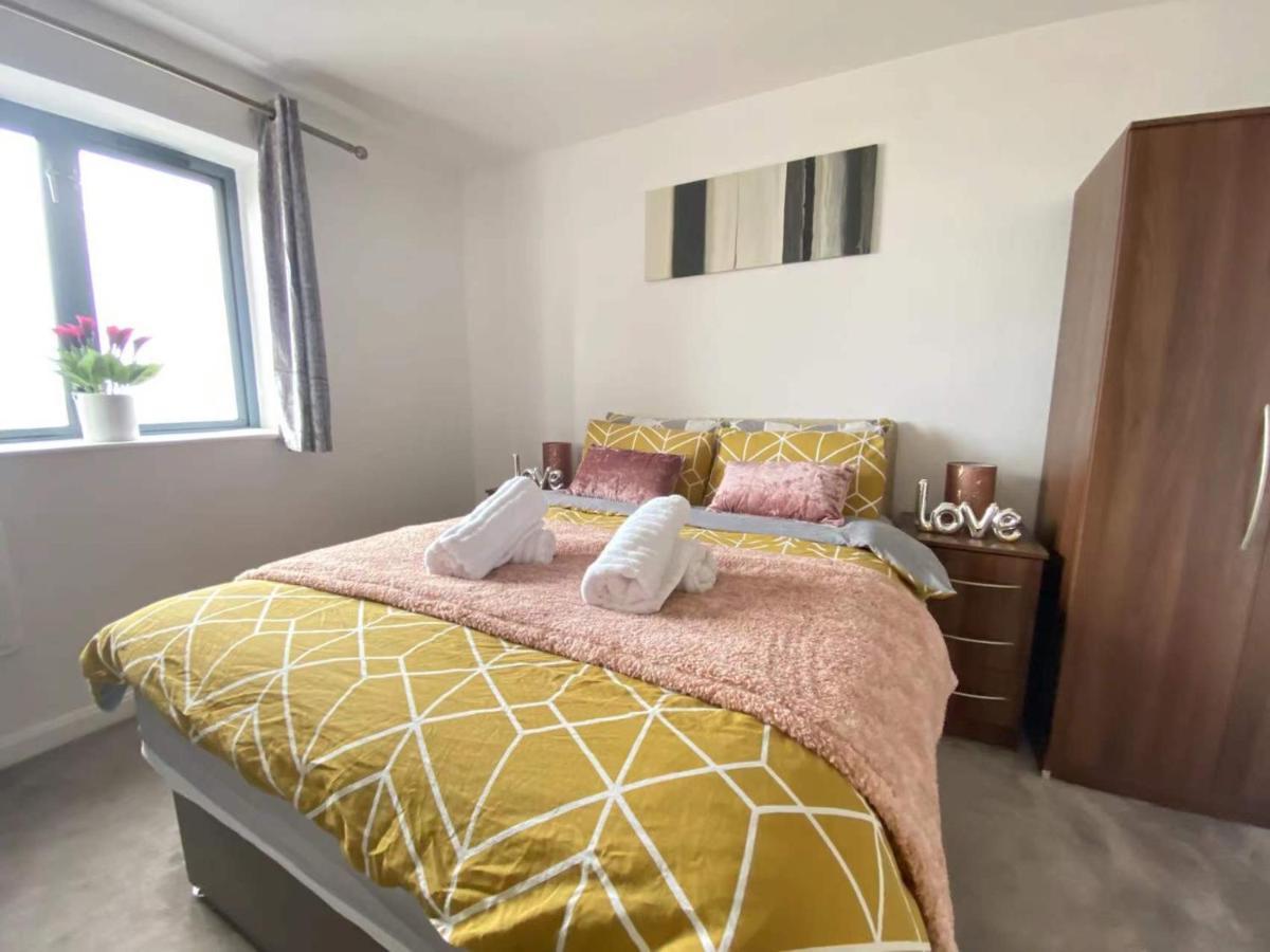 Beach Front Apt With Stunning Sea View Swansea Exterior foto