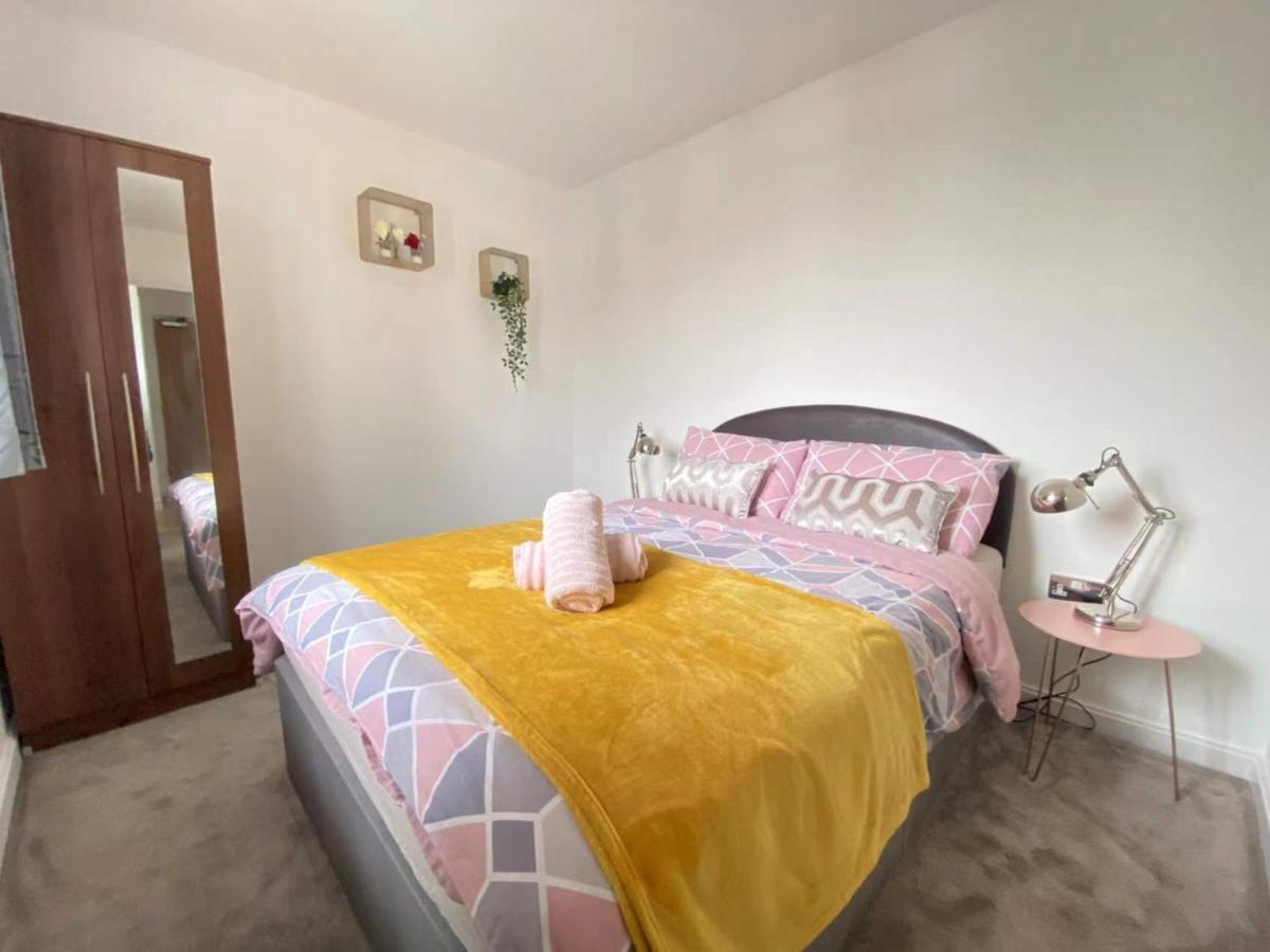 Beach Front Apt With Stunning Sea View Swansea Exterior foto