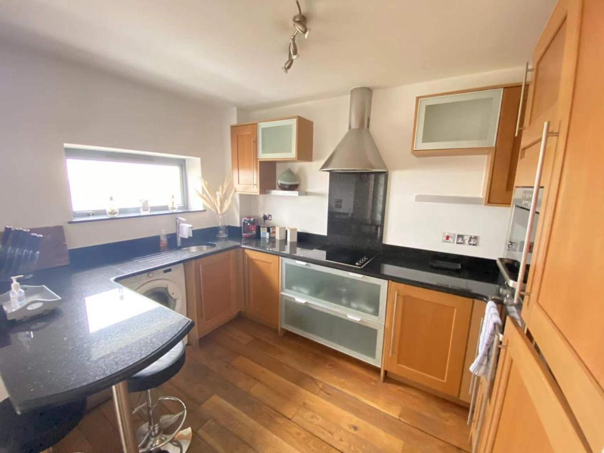 Beach Front Apt With Stunning Sea View Swansea Exterior foto
