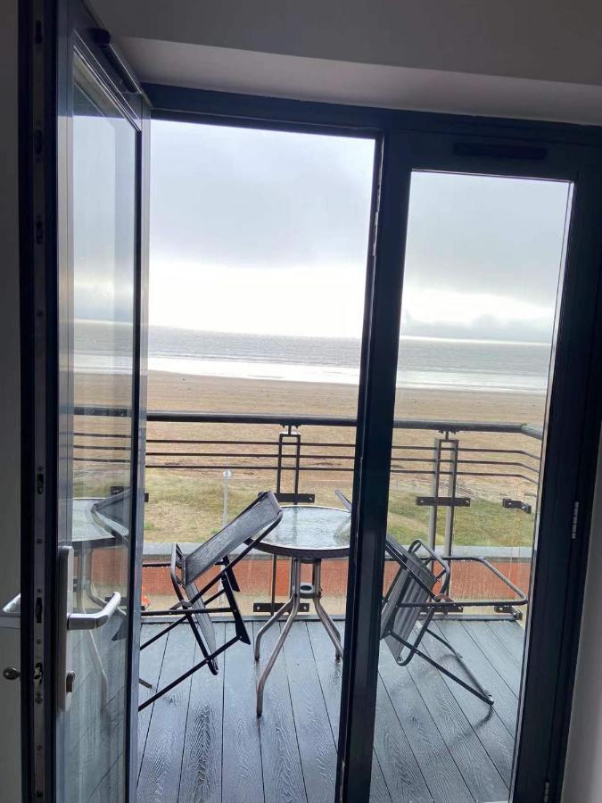 Beach Front Apt With Stunning Sea View Swansea Exterior foto
