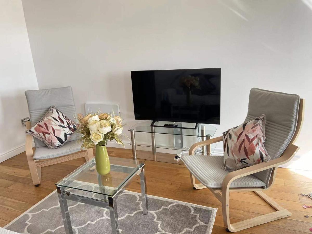 Beach Front Apt With Stunning Sea View Swansea Exterior foto